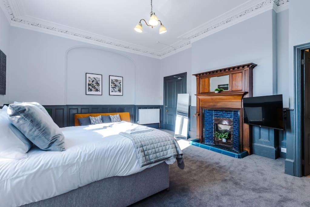 Supersized Studio In Chester Exteriér fotografie